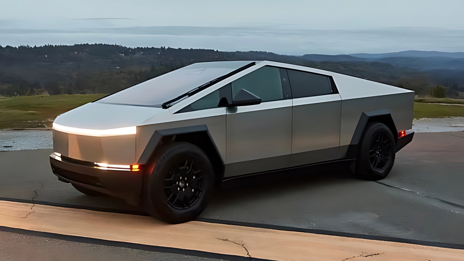 Tesla Model Y & Cybertruck